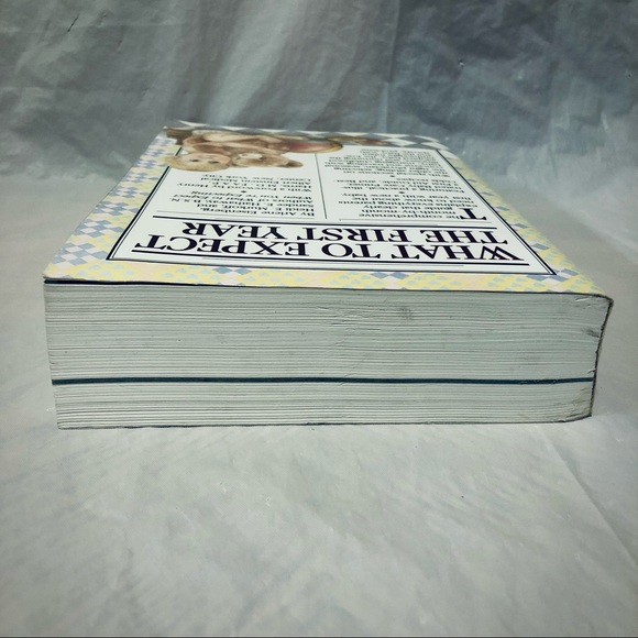What to Expect the First Year, A Softcover Parenting Self Help Book - Picture 5 of 7